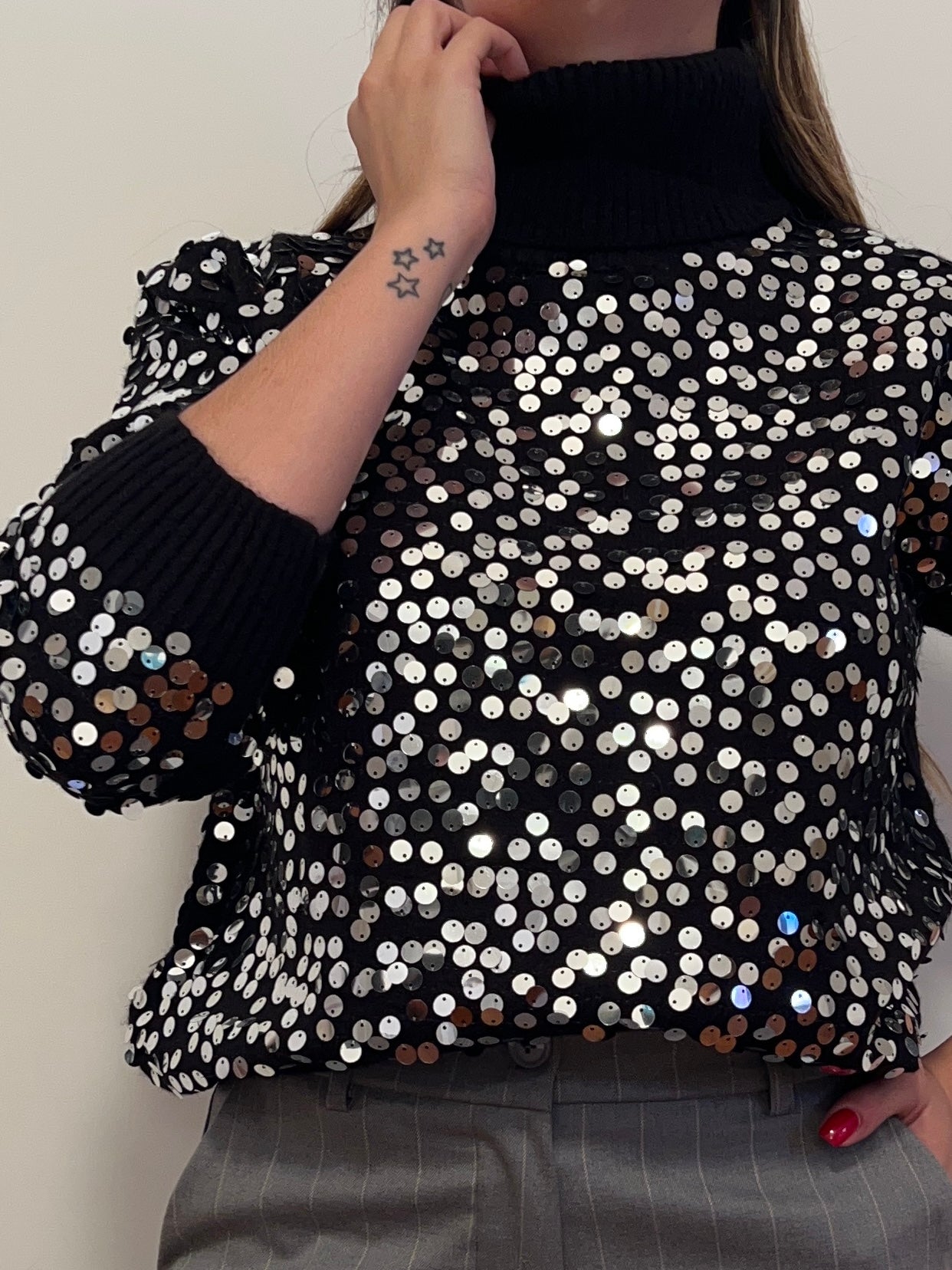 Pull in paillettes nero