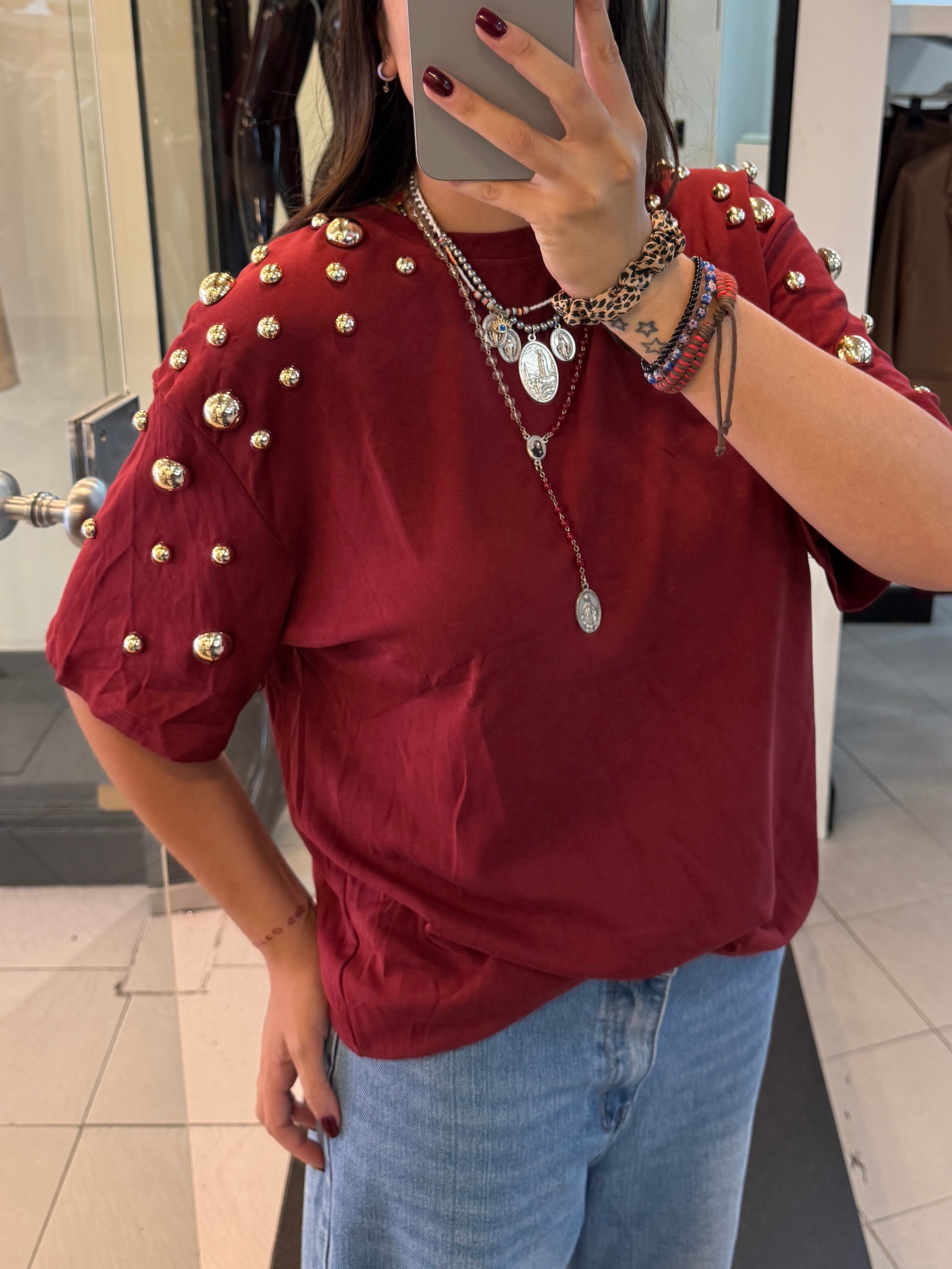maxi t-shirt con borchie