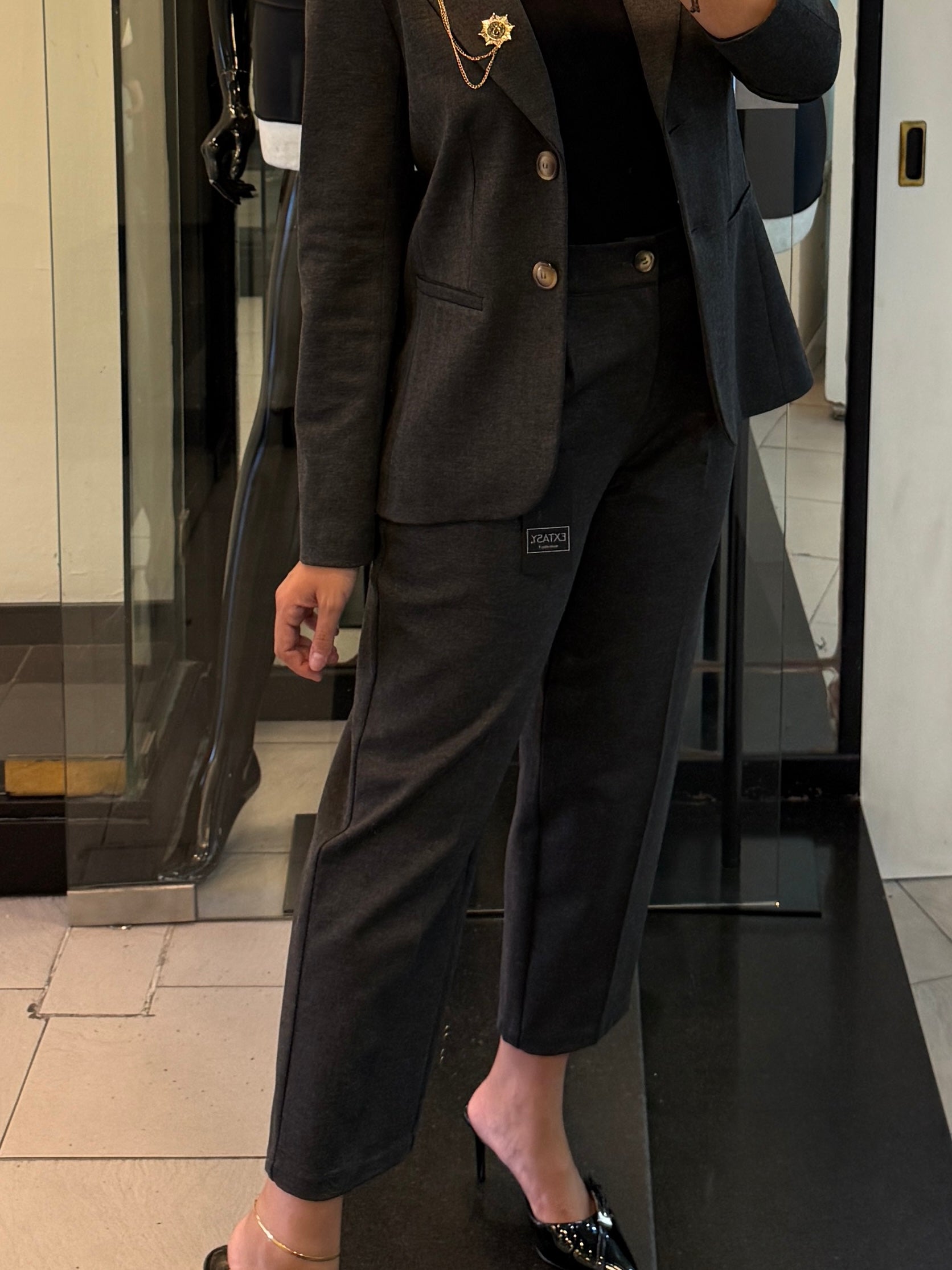 Tailleur monopetto