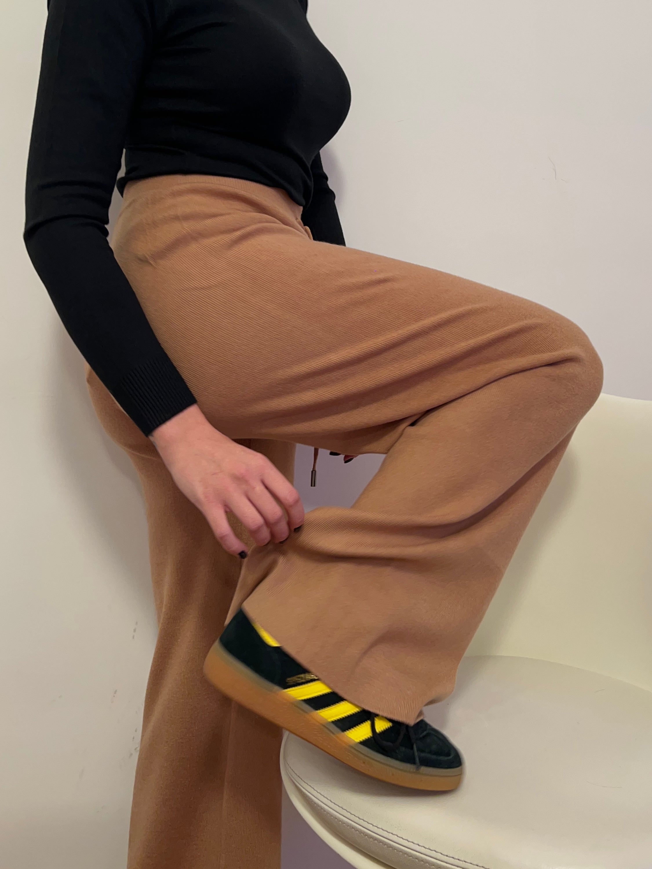 Pantalone in lana beige