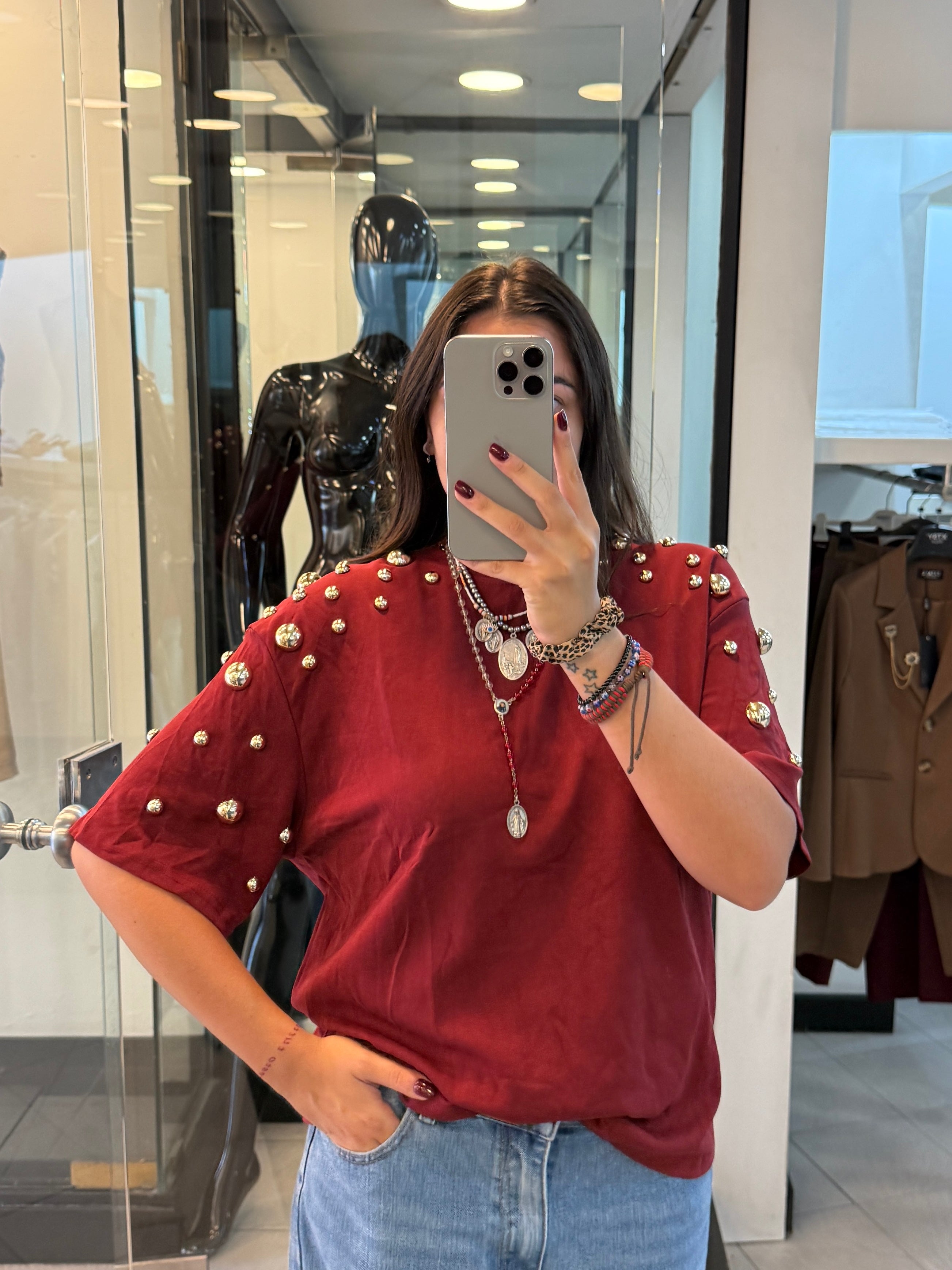 maxi t-shirt con borchie