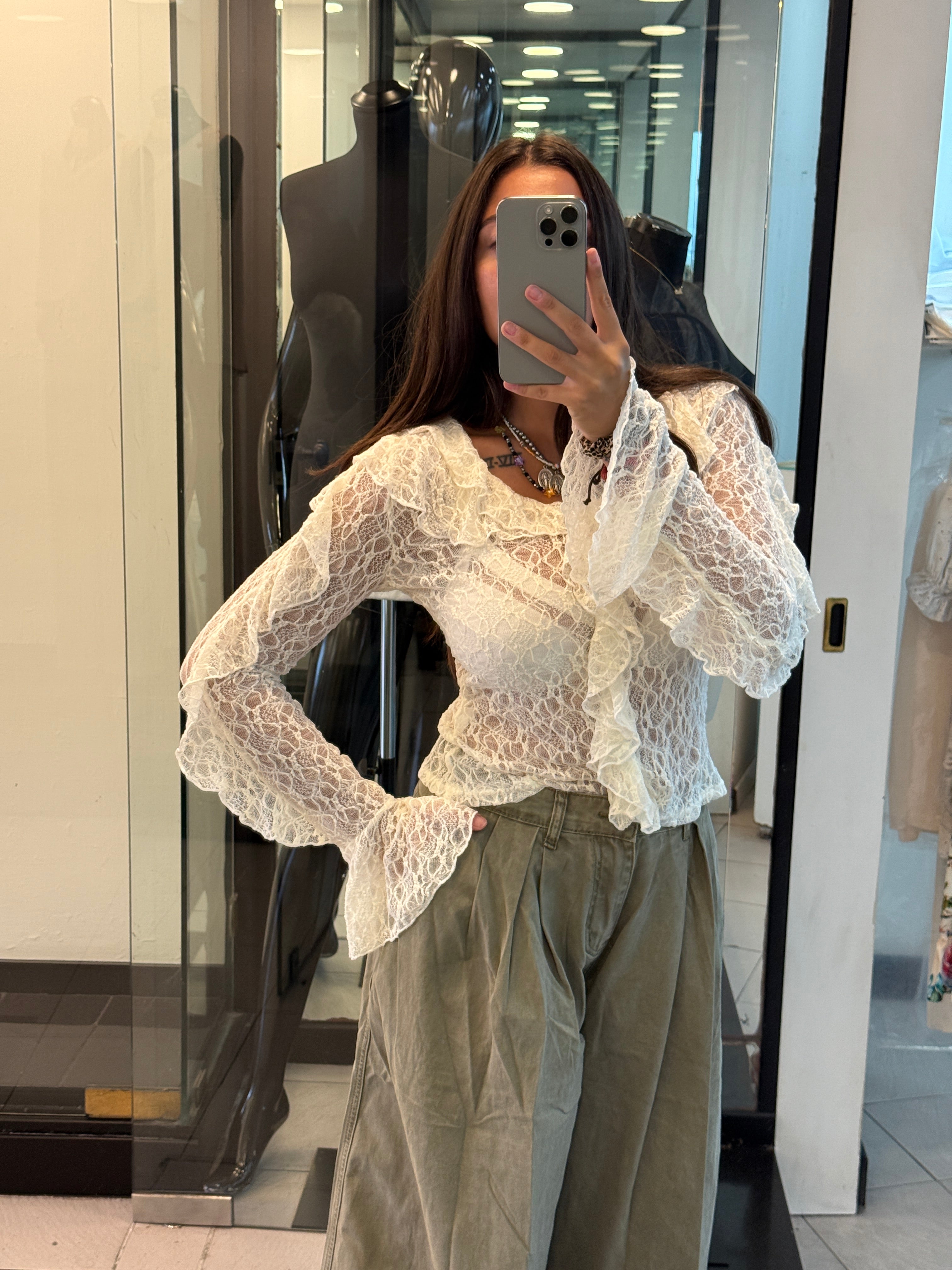 Maglia in pizzo con rouches
