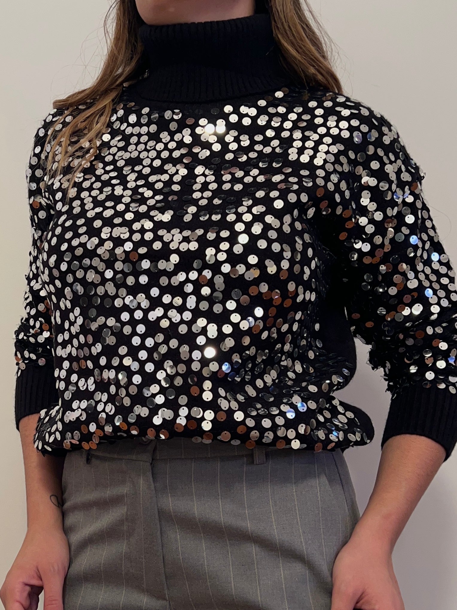 Pull in paillettes nero
