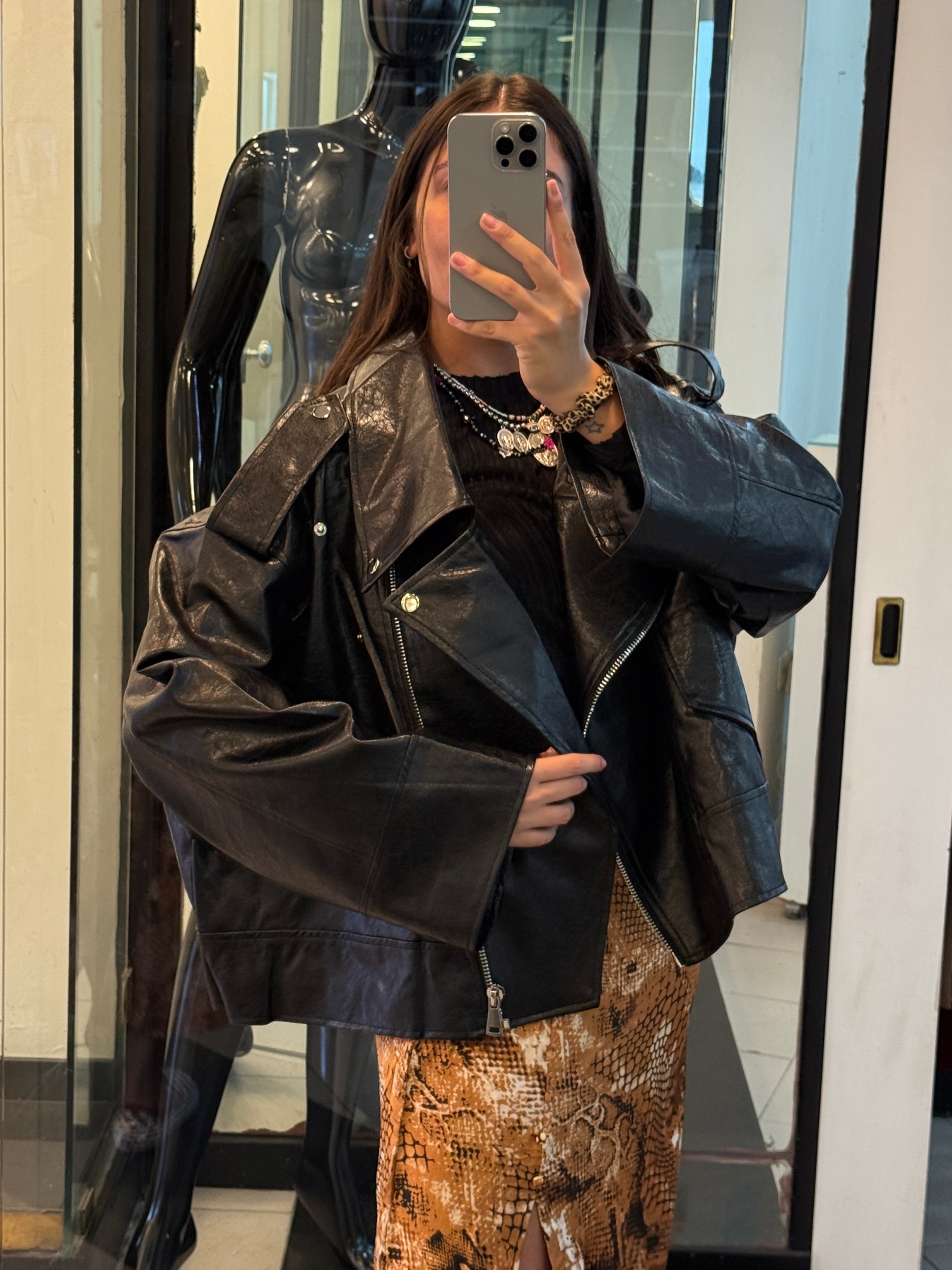 Biker in ecopelle oversize