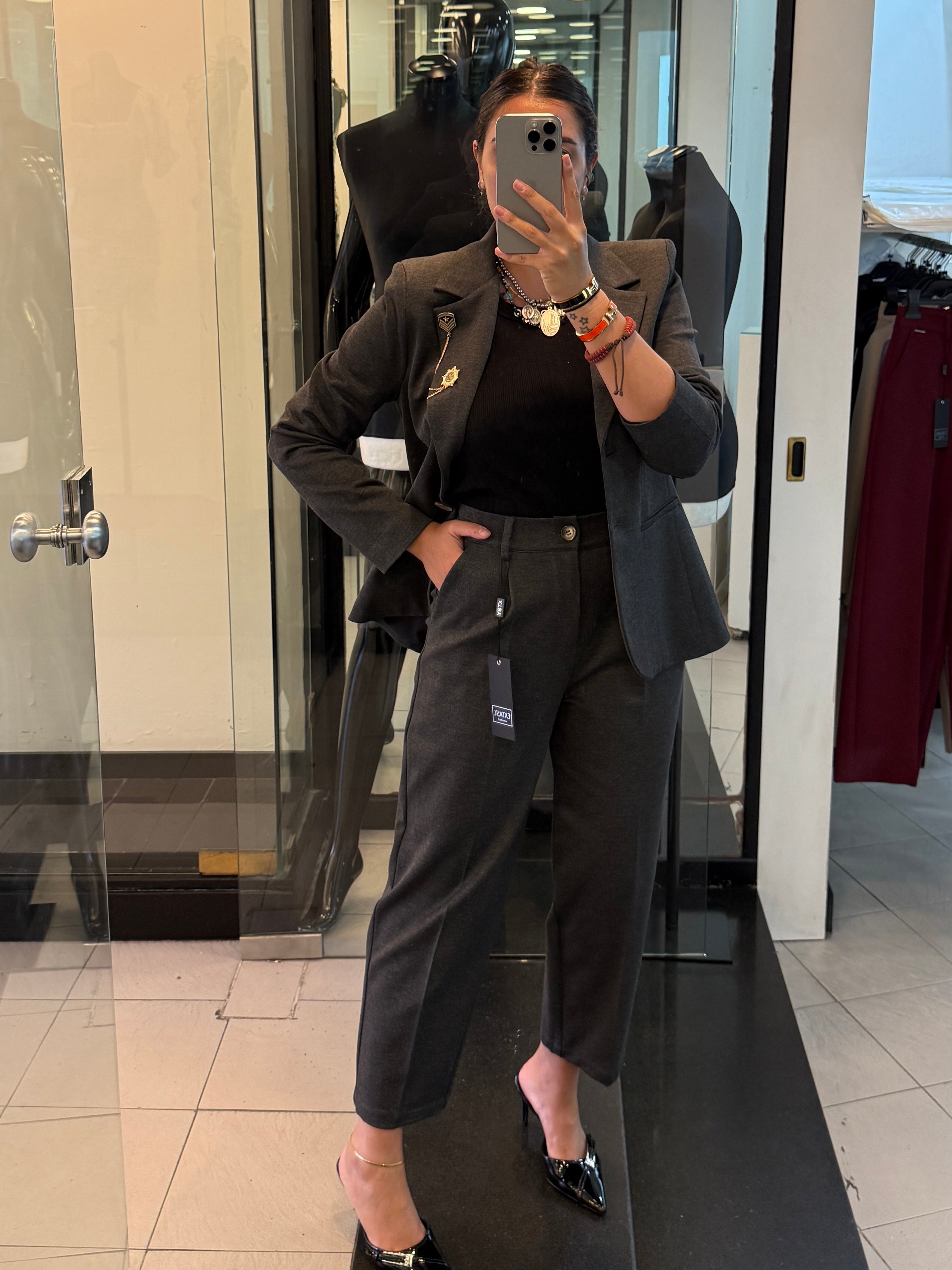 Tailleur monopetto